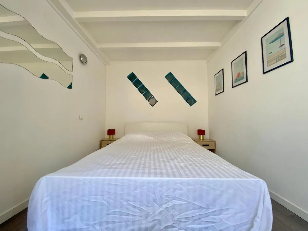 Appartement Le botta charmant deux pièces plein centre Menton